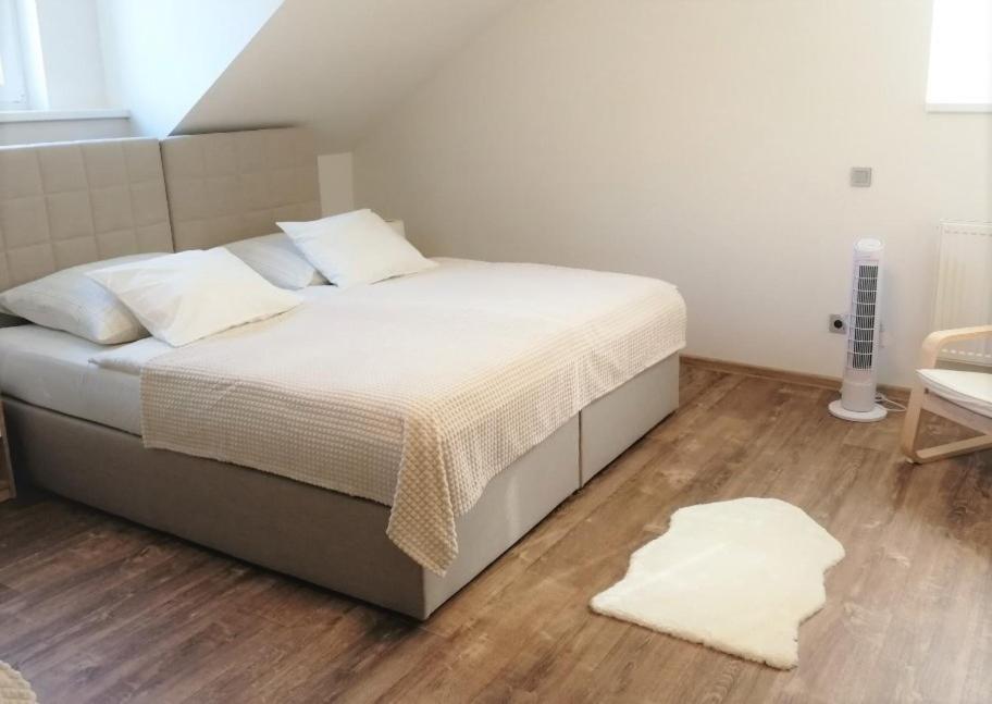 Apartmanovy Dum Sklipek Trutnov Exterior foto